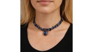 Pierres bleues : lapis-lazuli, sodalite et la voix intérieure